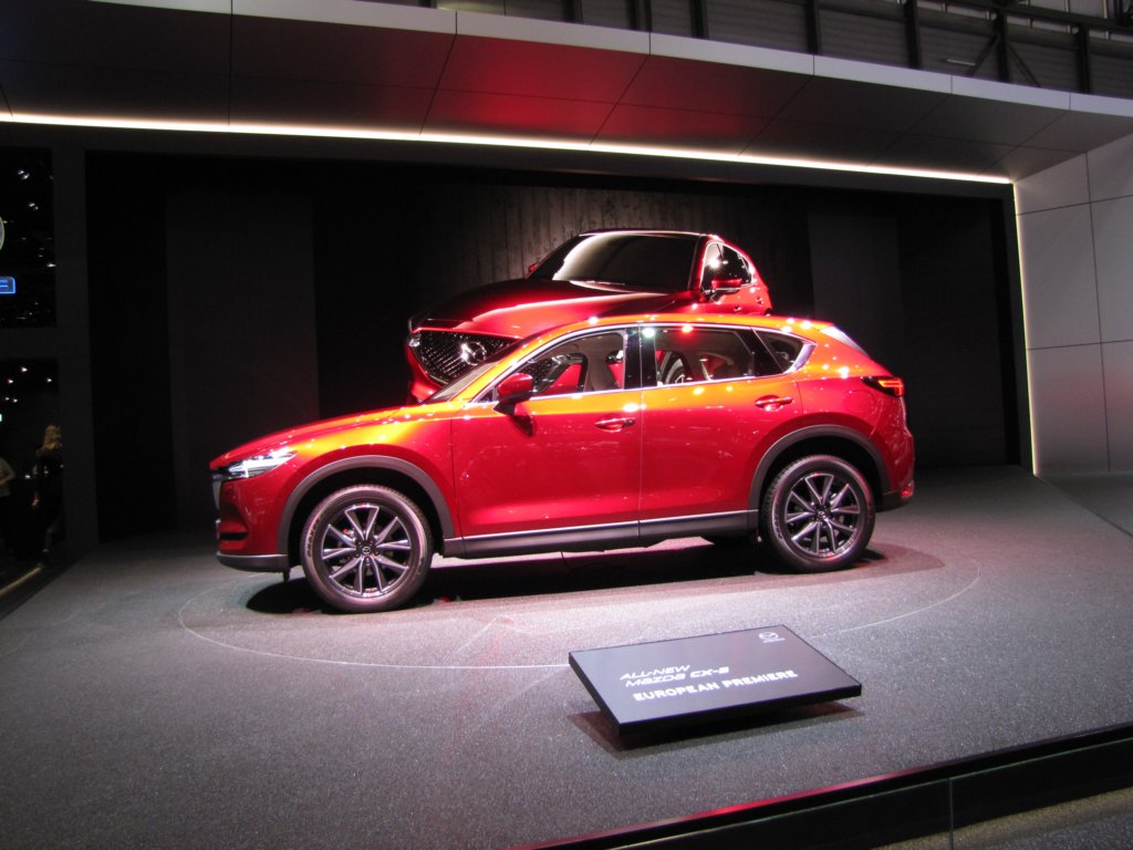 mazdacx522.jpg