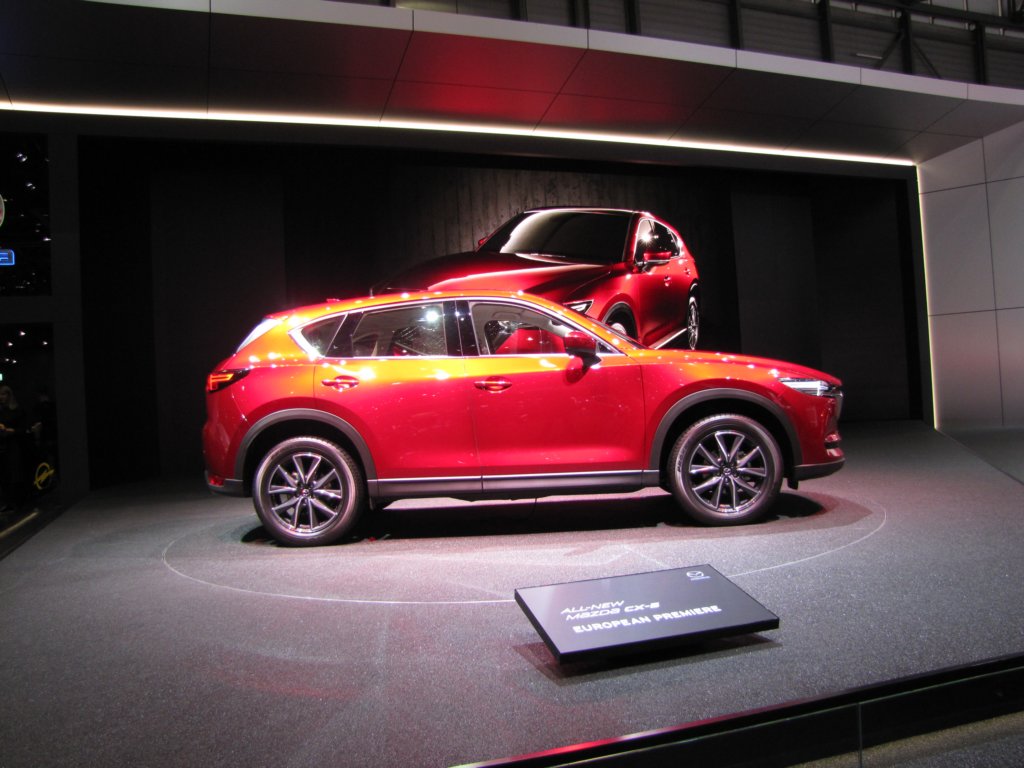 mazdacx535.jpg