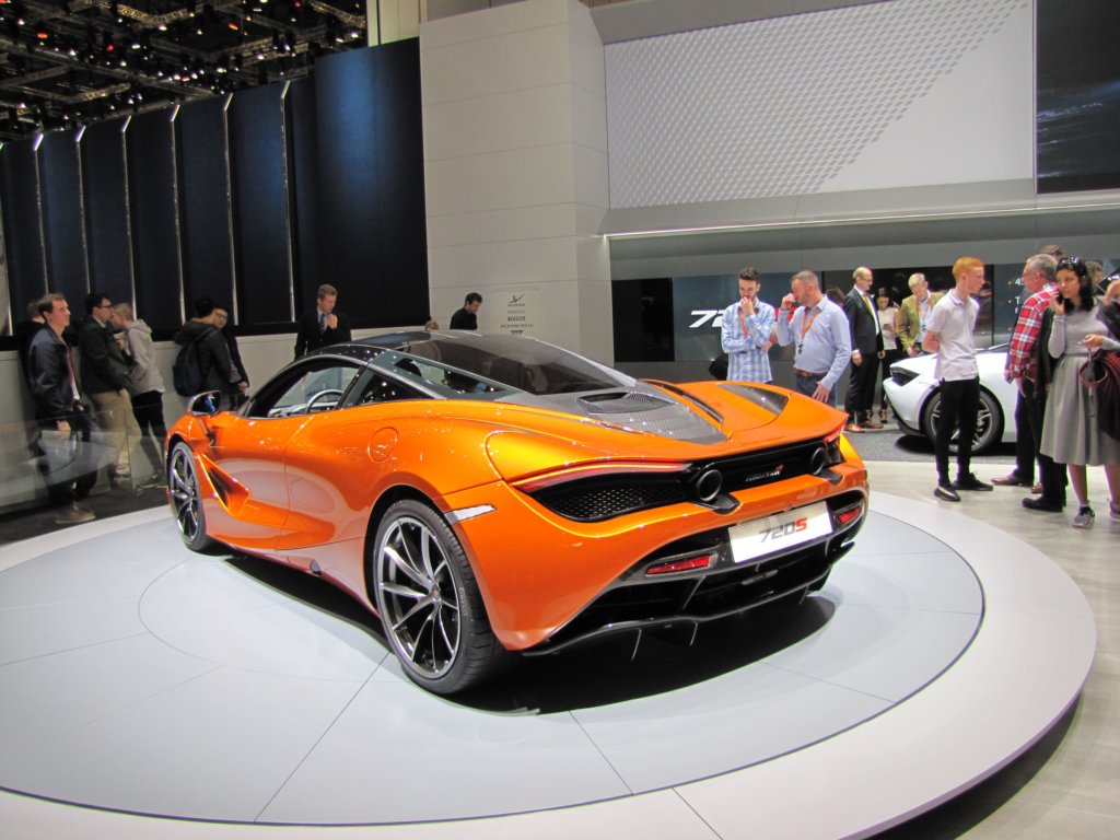 mclaren720s31.jpg