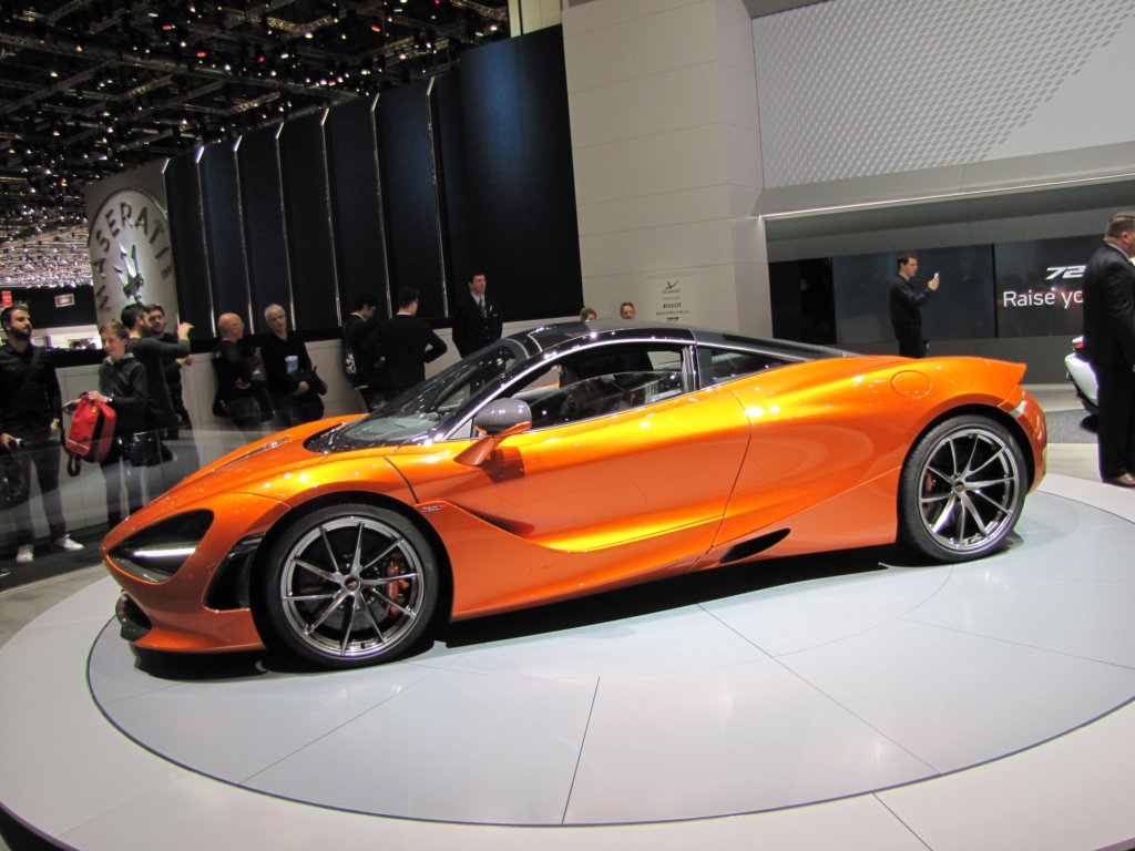 mclaren720s54.jpg