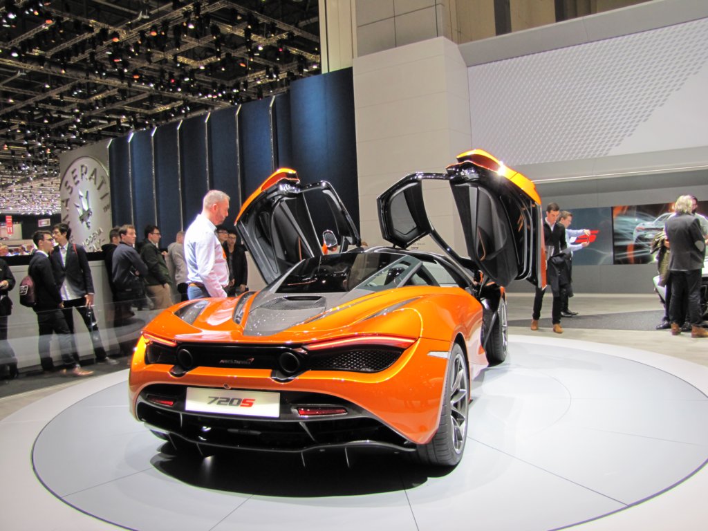 mclaren720s81.jpg
