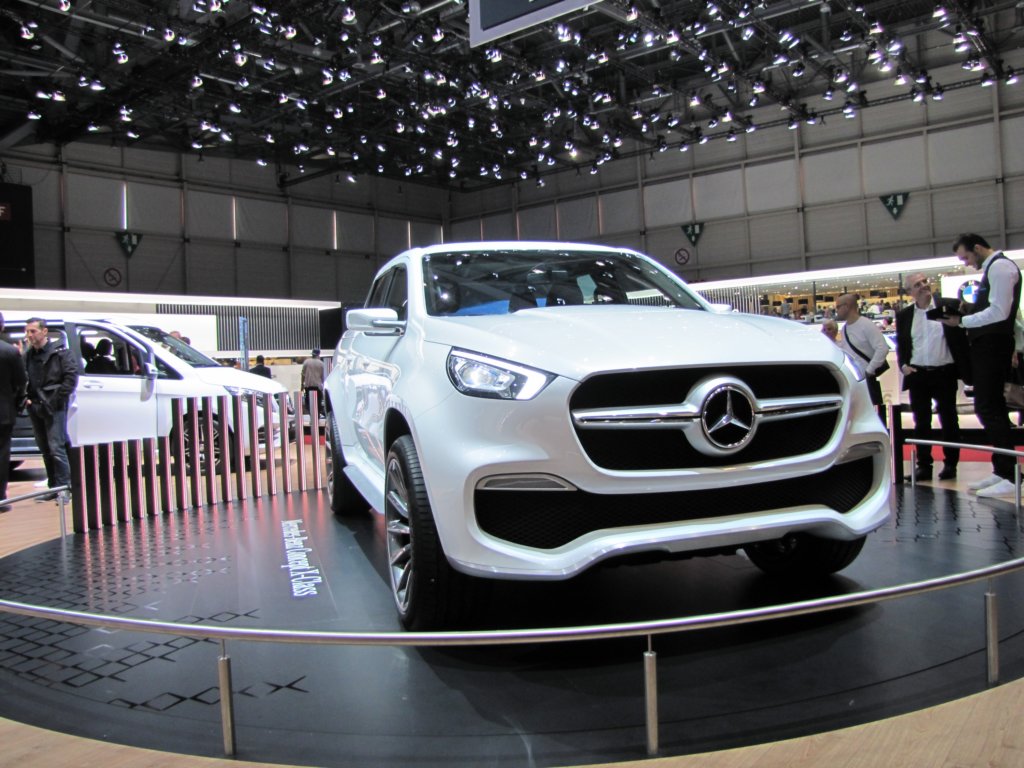 mercedesbenzxclass19.jpg