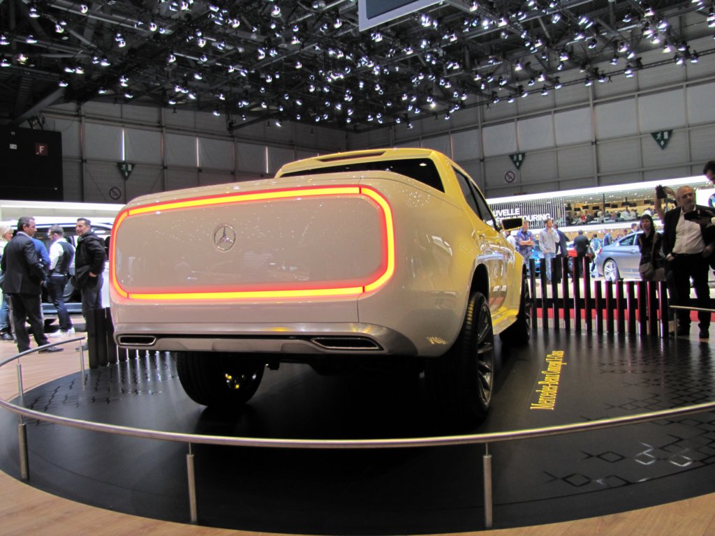 mercedesbenzxclass24.jpg