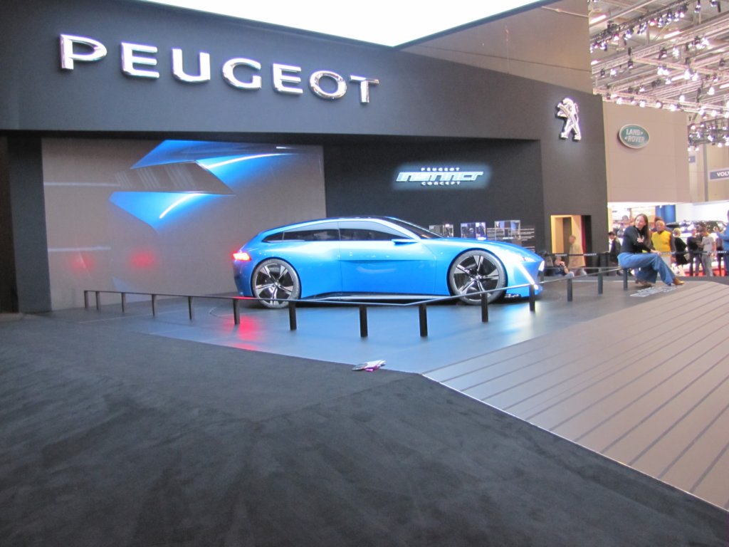 peugeotinstinctconcept35.jpg