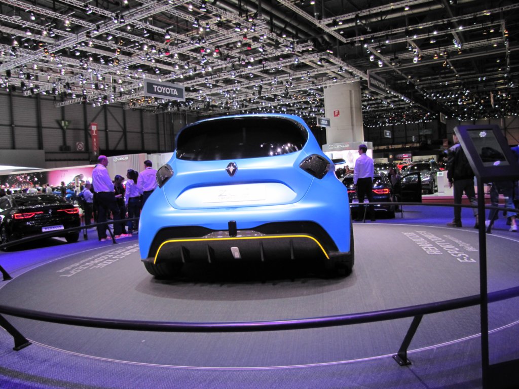renaultzoeesportconcept10.jpg