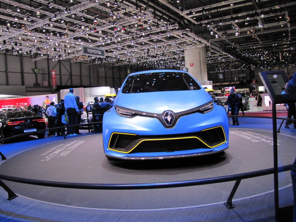 renaultzoeesportconcept36.jpg