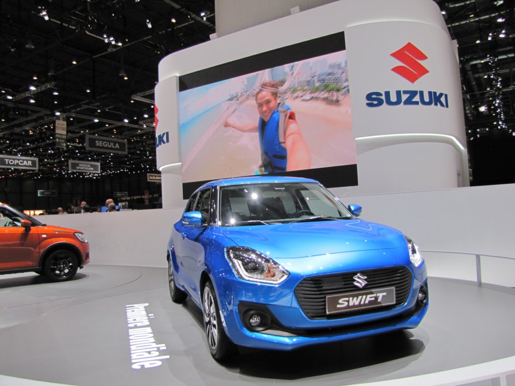 suzukiswift12.jpg