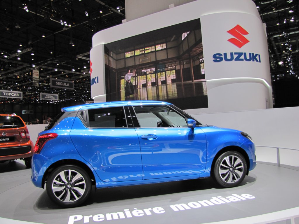 suzukiswift30.jpg