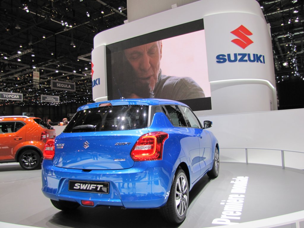 suzukiswift32.jpg