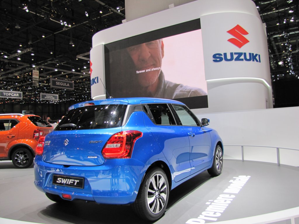 suzukiswift40.jpg