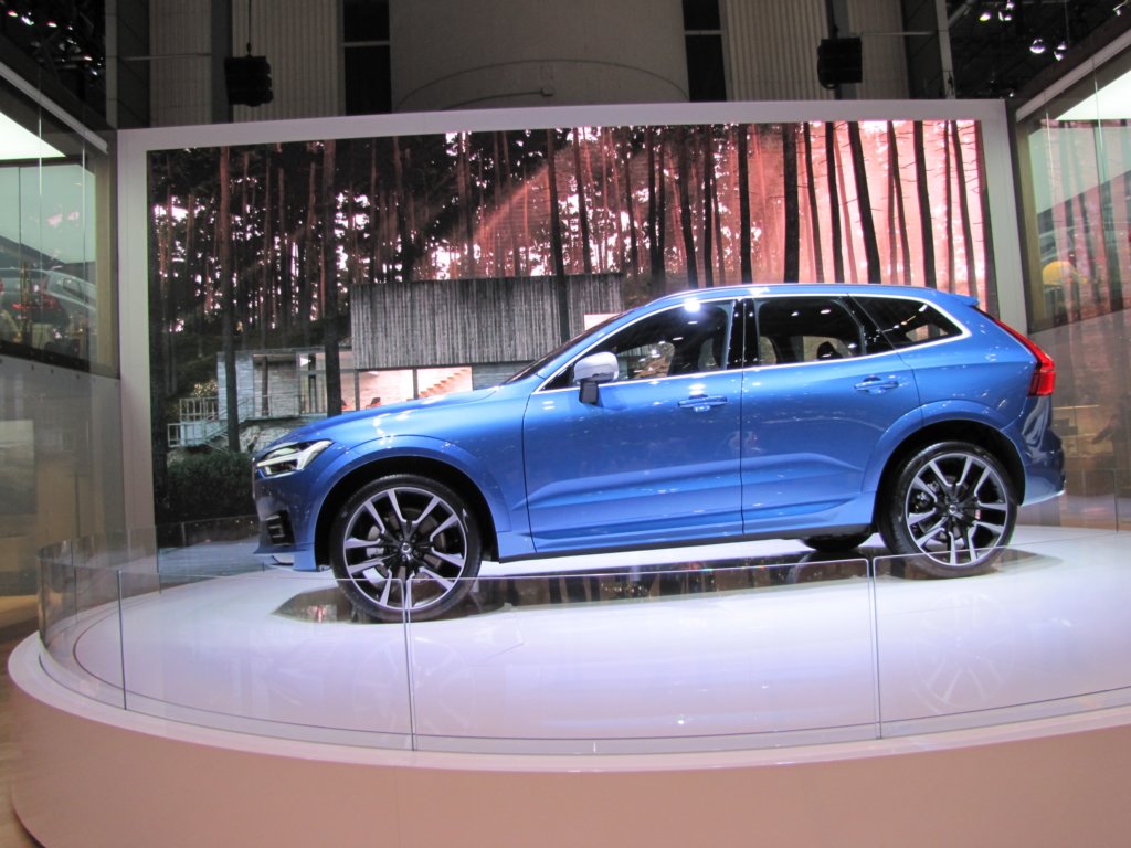 volvoxc6026.jpg