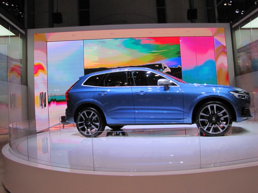 volvoxc608.jpg