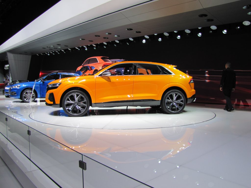 audiq820.jpg