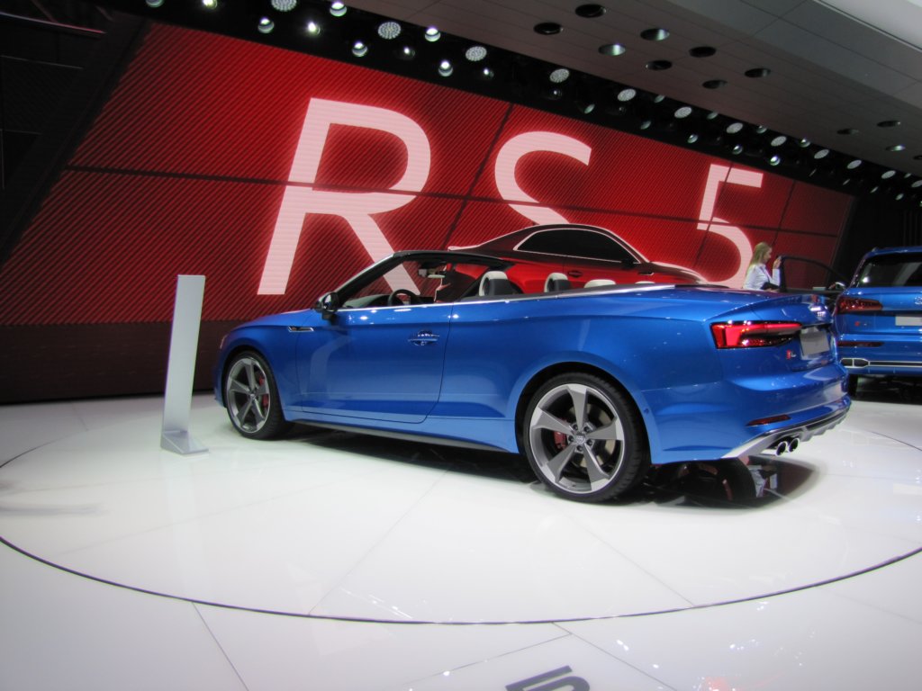 audis5cabriolet16.jpg