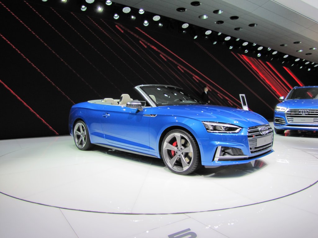 audis5cabriolet40.jpg