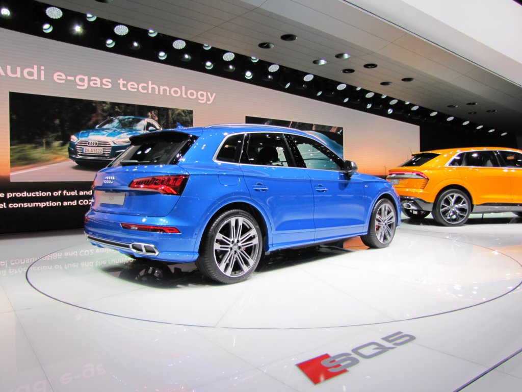 audisq516.jpg