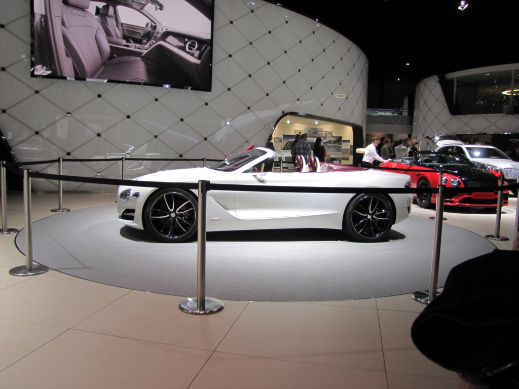 bentleyexp12speed6e.jpg