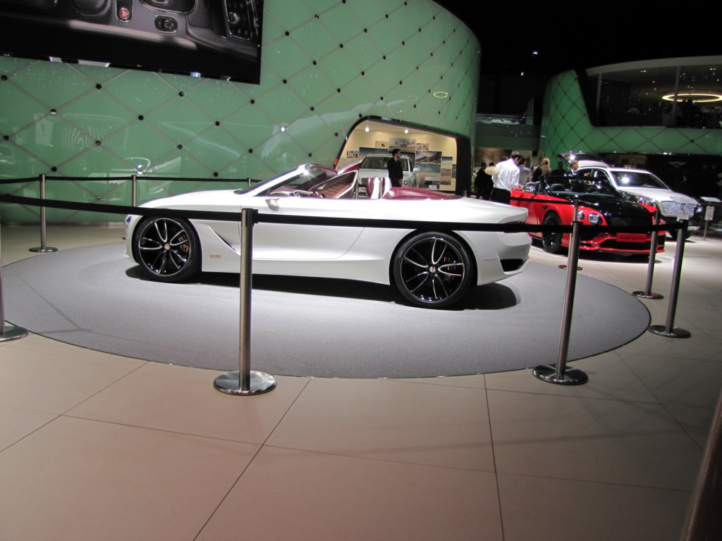 bentleyexp12speed6e158.jpg