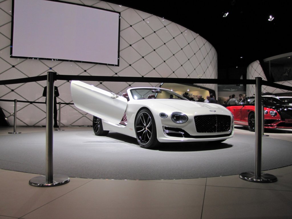 bentleyexp12speed6e74.jpg