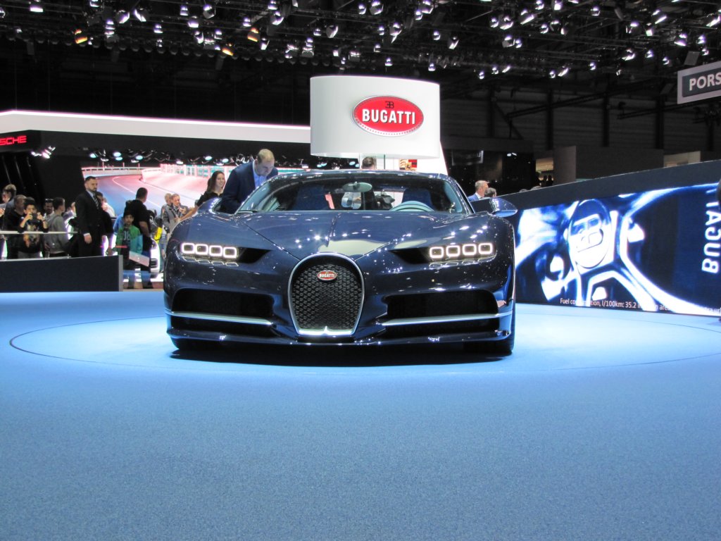 bugattichiron.jpg