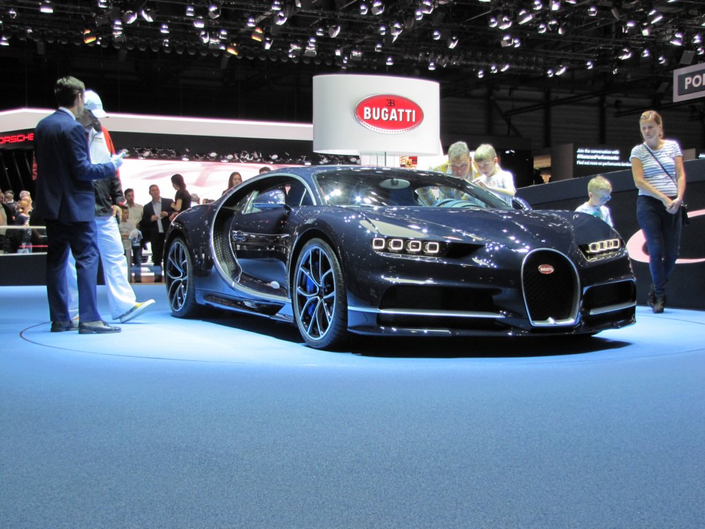 bugattichiron114.jpg