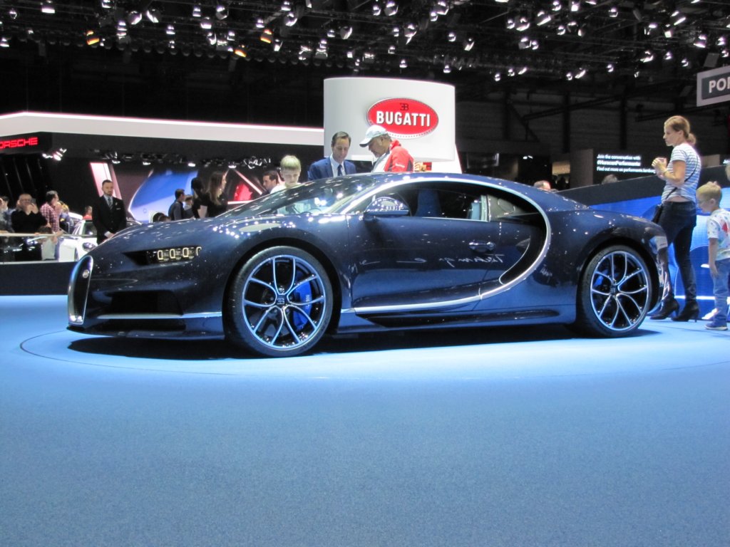 bugattichiron21.jpg