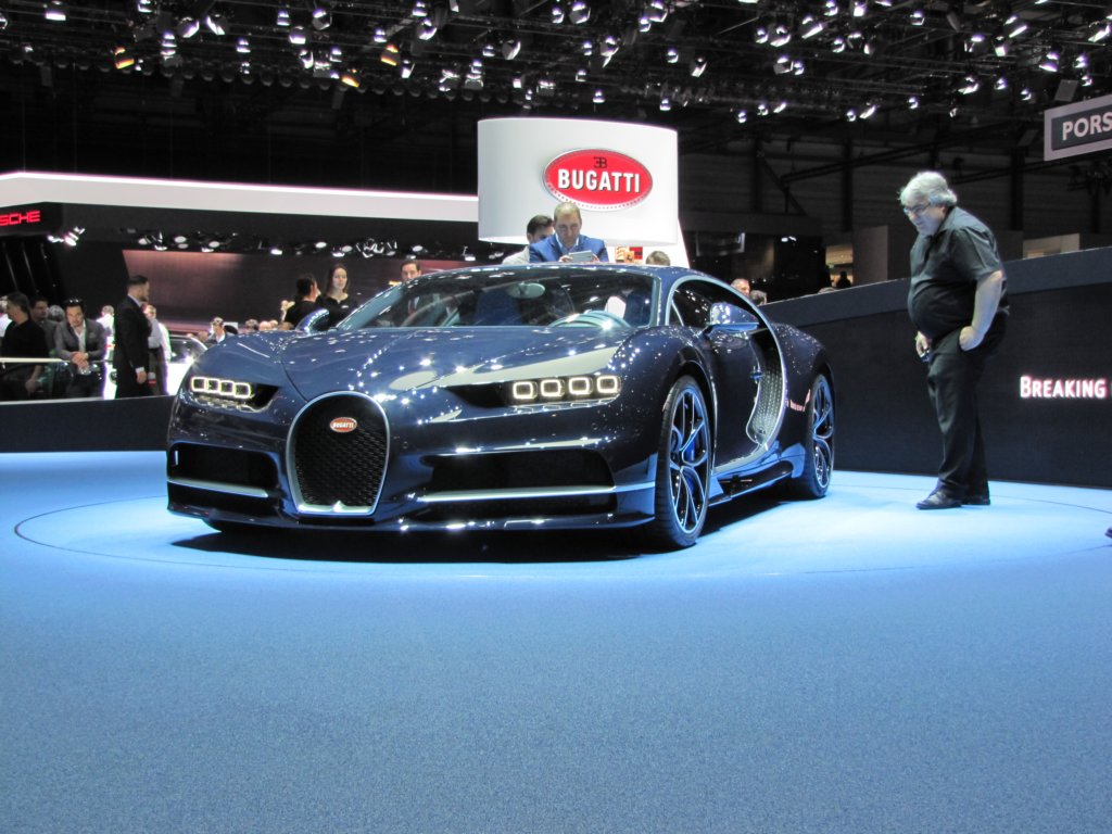 bugattichiron38.jpg