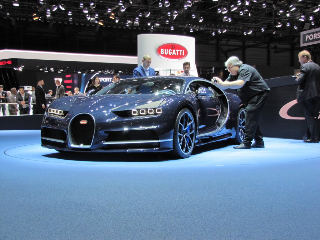 bugattichiron41.jpg