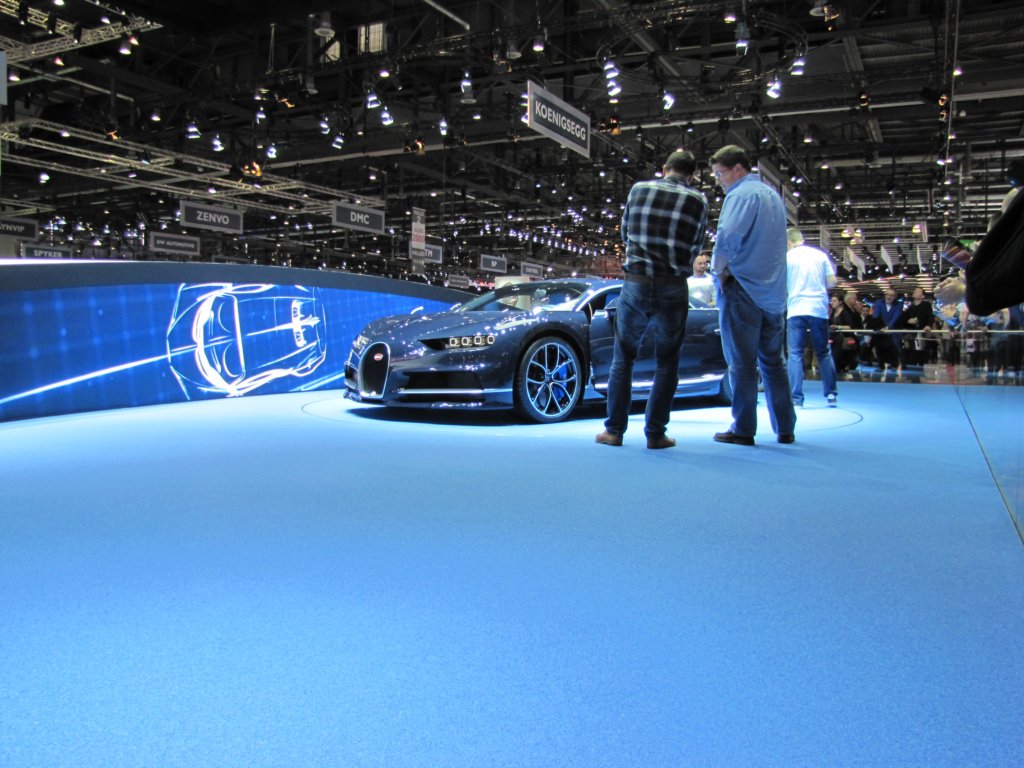 bugattichiron48.jpg