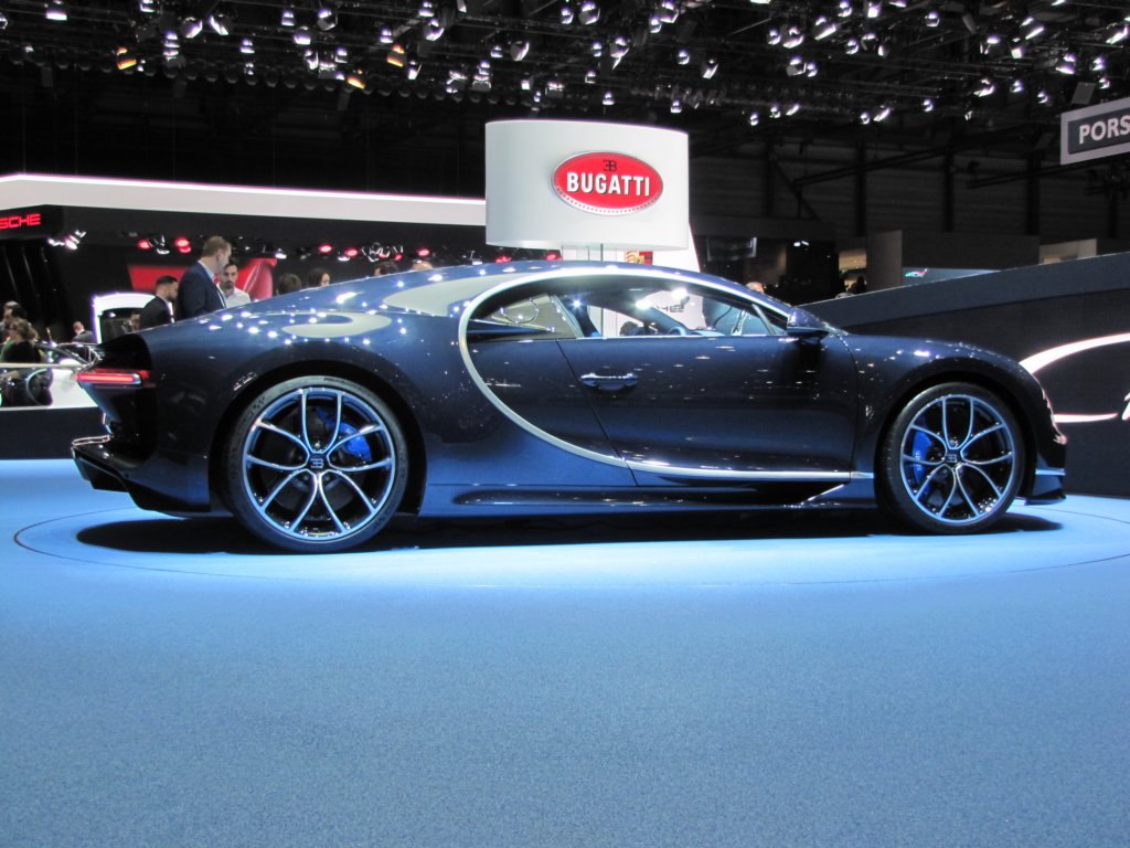bugattichiron5.jpg