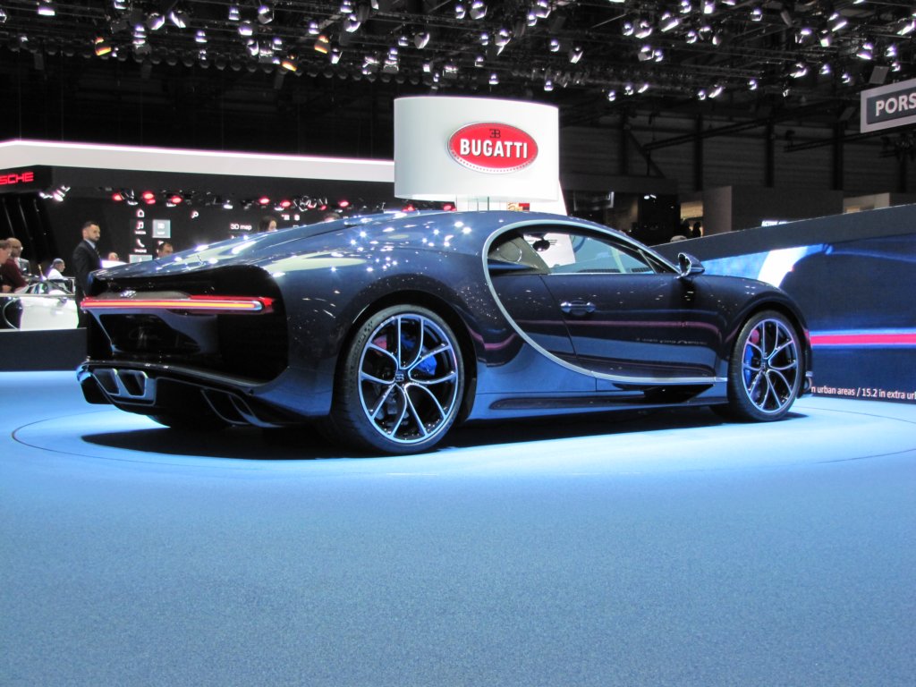 bugattichiron91.jpg