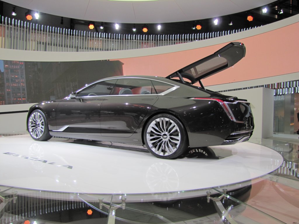 cadillacescala24.jpg