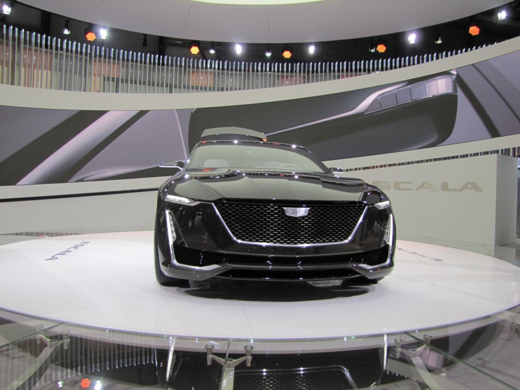 cadillacescala36.jpg