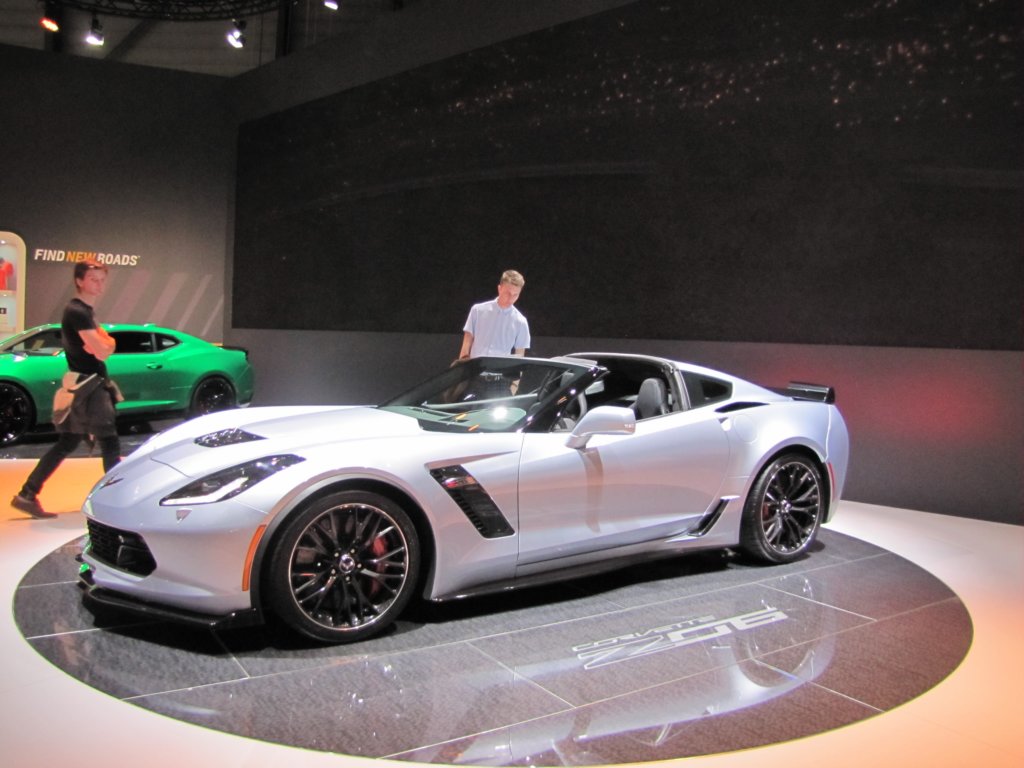 chevroletcorvettez063.jpg
