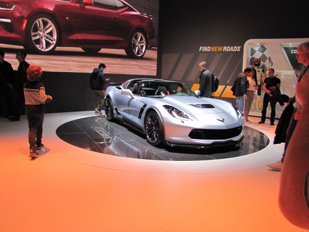 chevroletcorvettez064.jpg