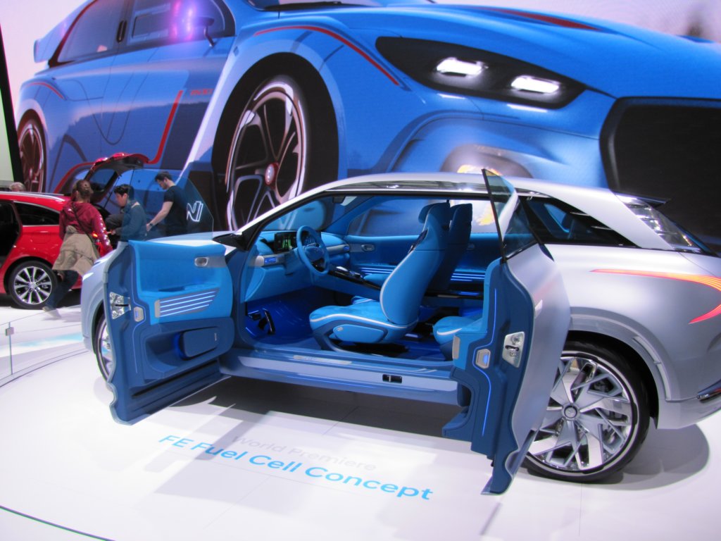 hyundaifefuelcellconcept20.jpg