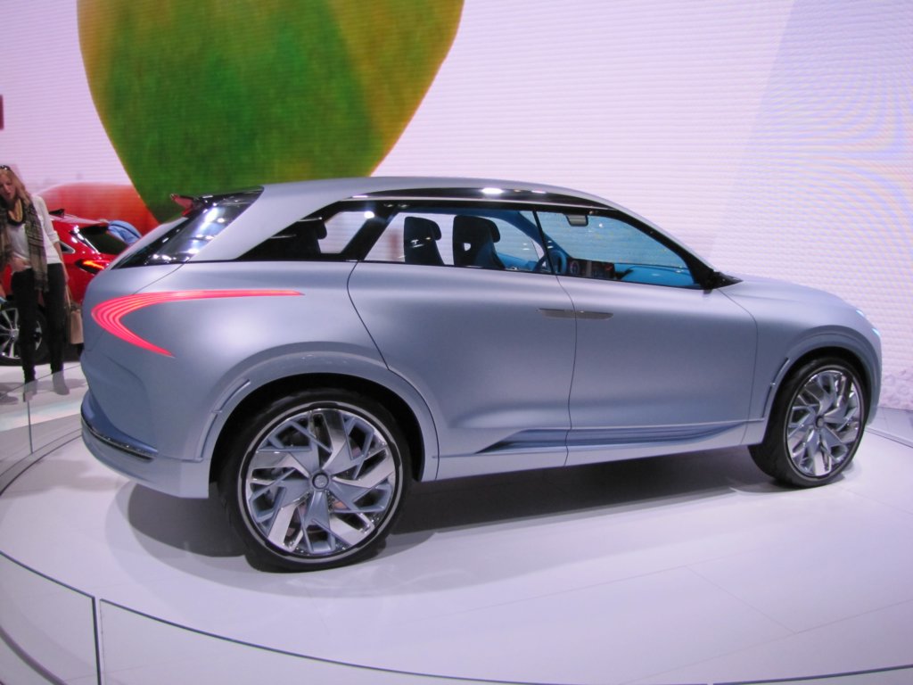 hyundaifefuelcellconcept38.jpg
