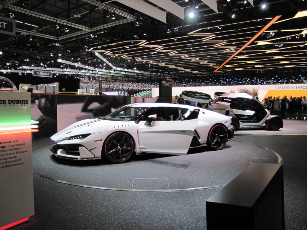 italdesignzerouno17.jpg