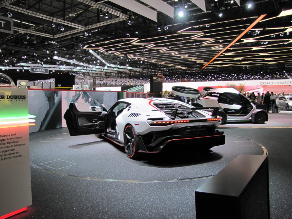 italdesignzerouno51.jpg