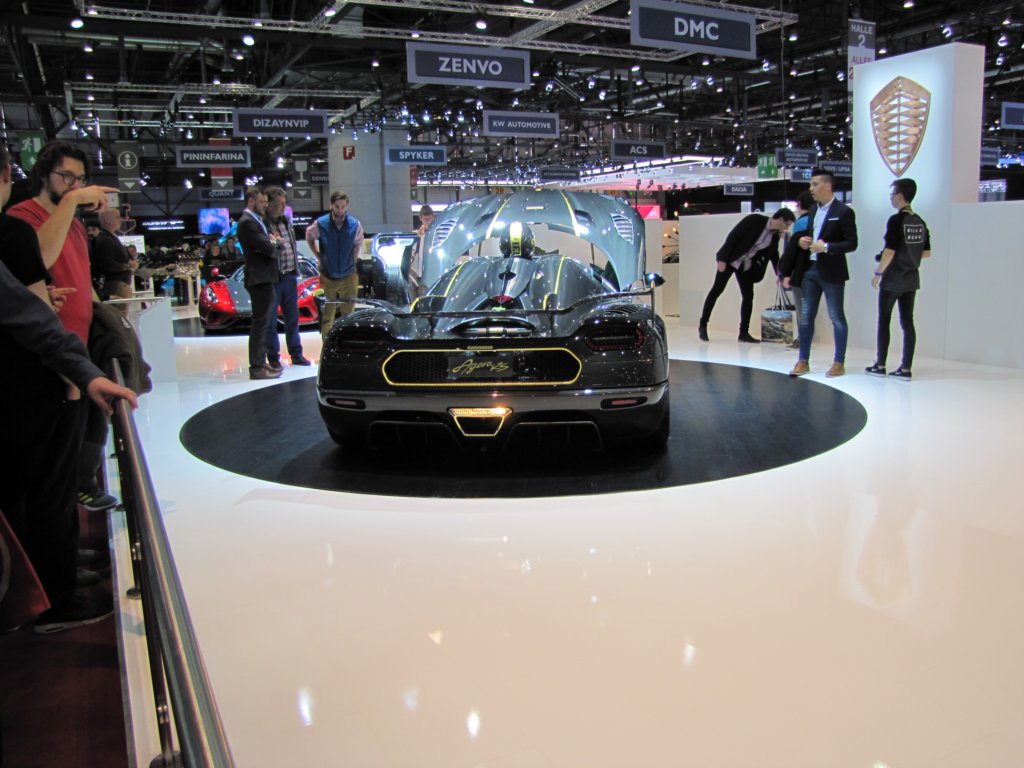 koenigseggagerarsgryphon39.jpg