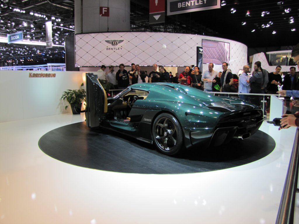 koenigseggregera3.jpg