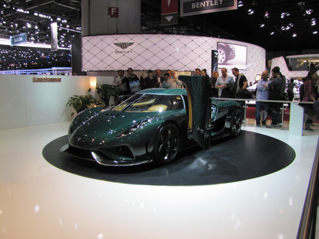 koenigseggregera35.jpg