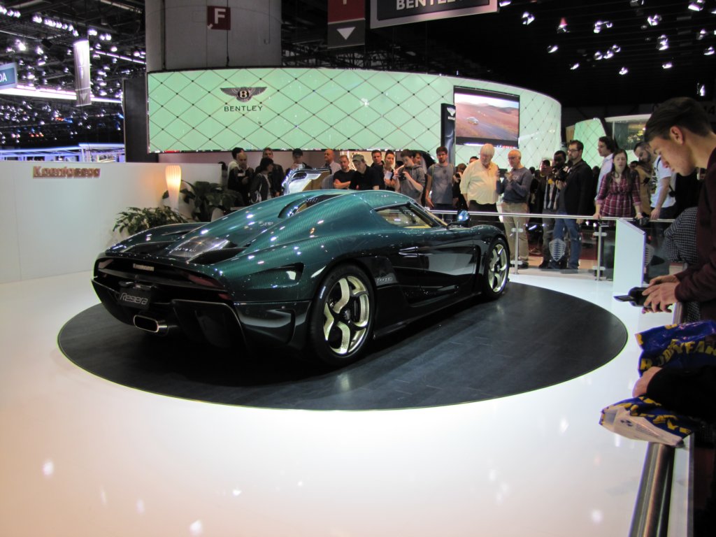 koenigseggregera39.jpg