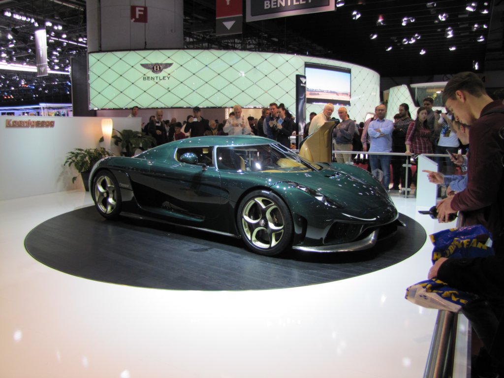 koenigseggregera48.jpg