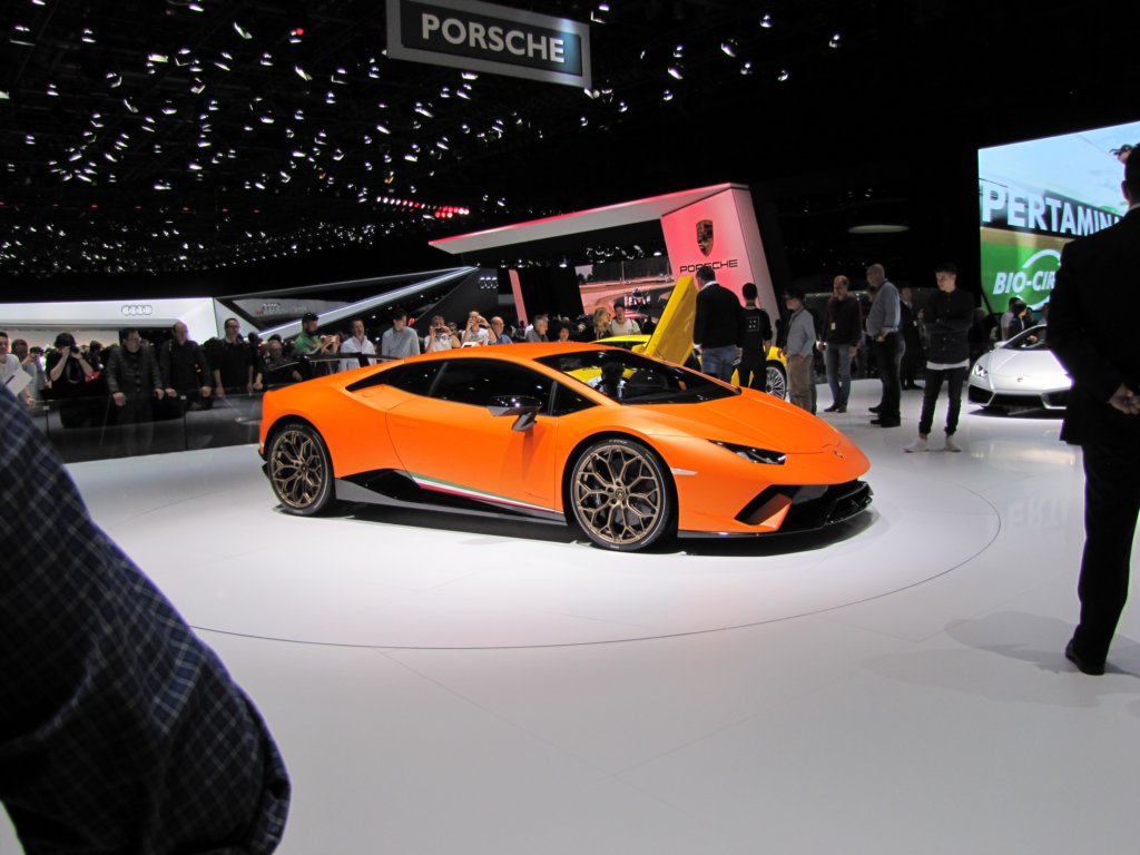 lamborghinihuracnperformante40.jpg