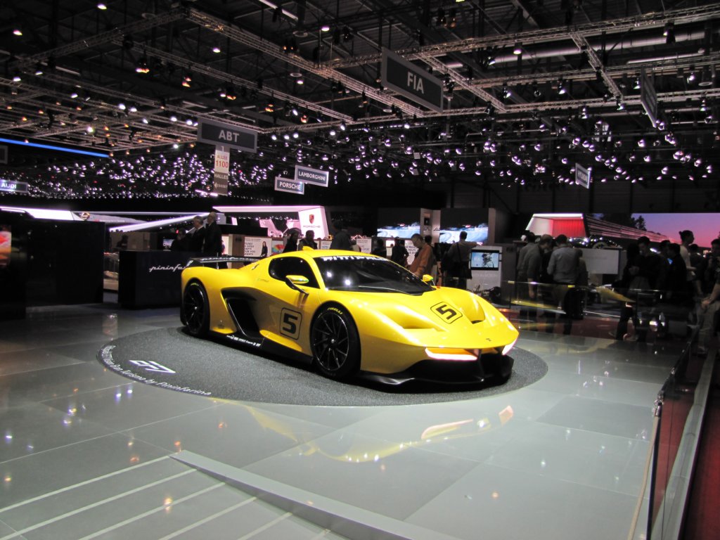 pininfarinafittipaldief7visiongranturismo17.jpg