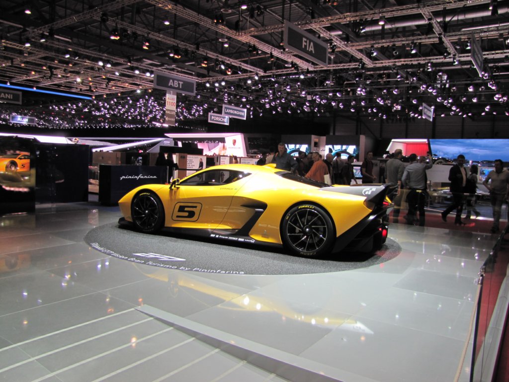 pininfarinafittipaldief7visiongranturismo37.jpg