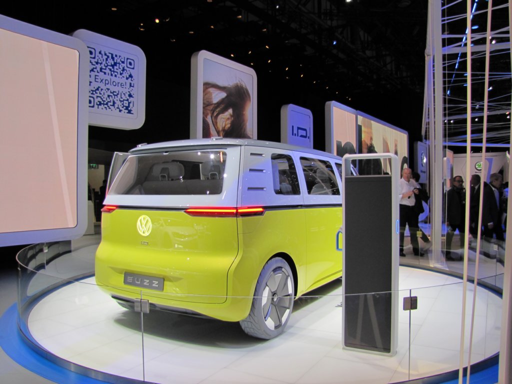 volkswagenidbuzz40.jpg