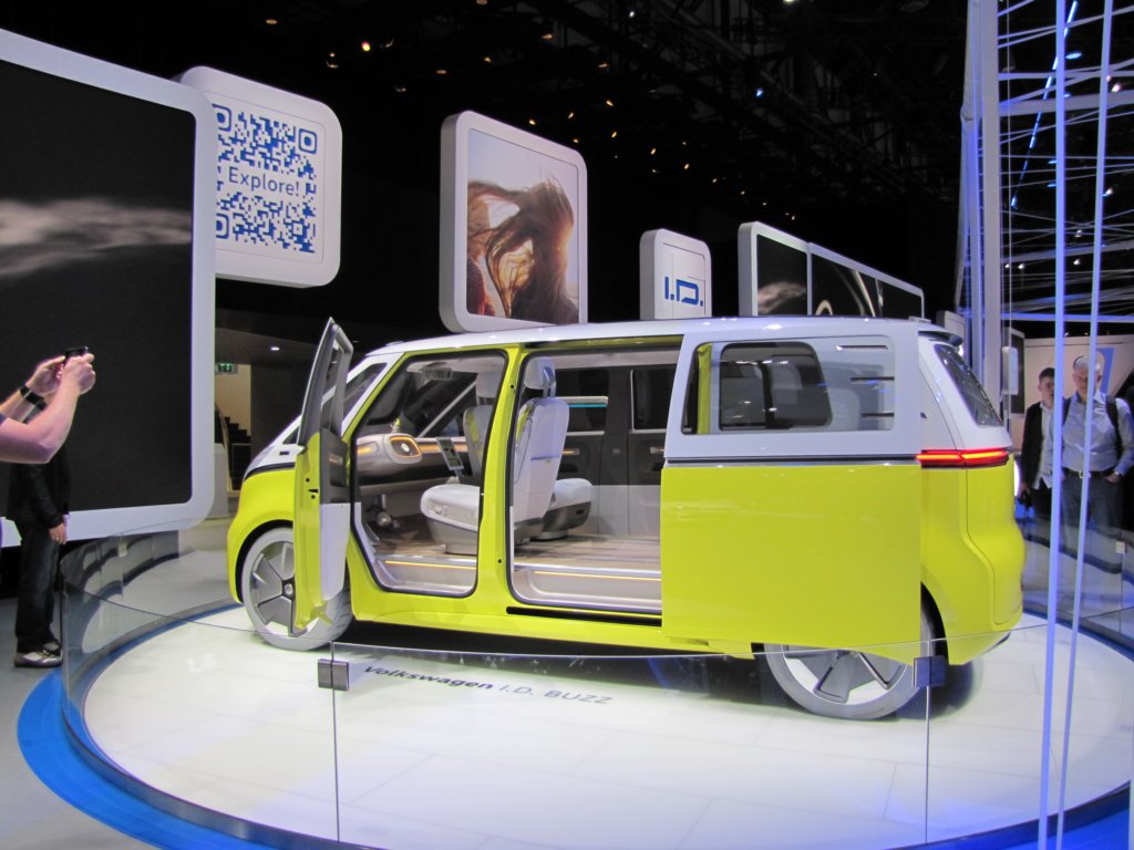 volkswagenidbuzz42.jpg