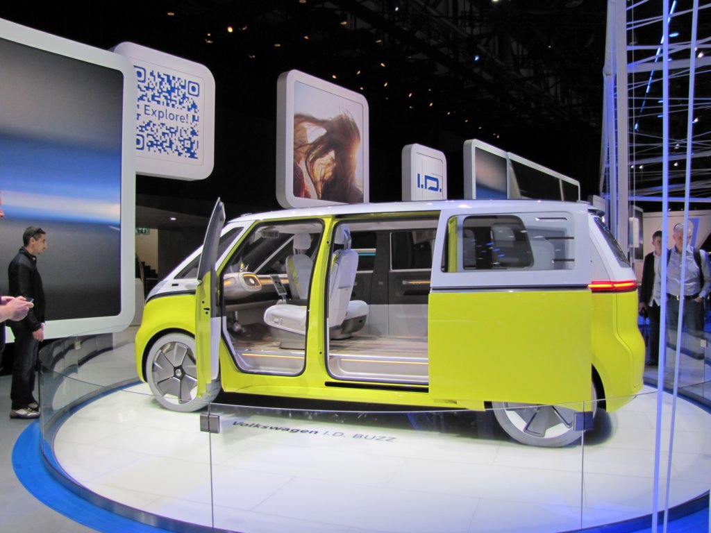 volkswagenidbuzz70.jpg